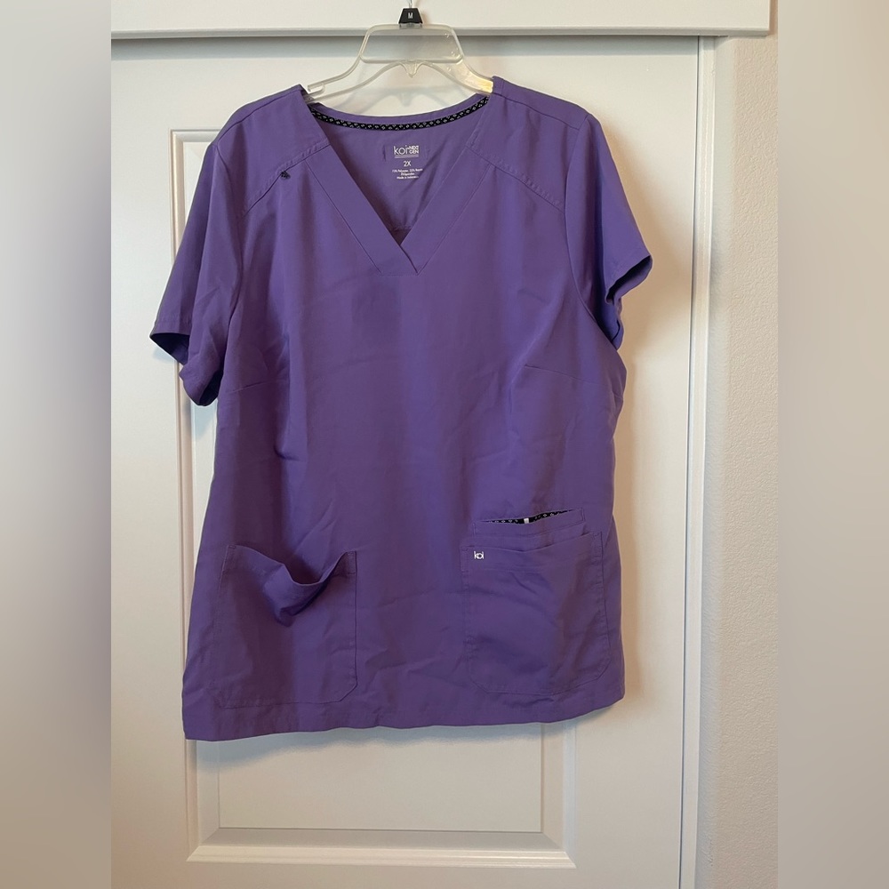 Koi Next Gen Purple Scrub Set 💜